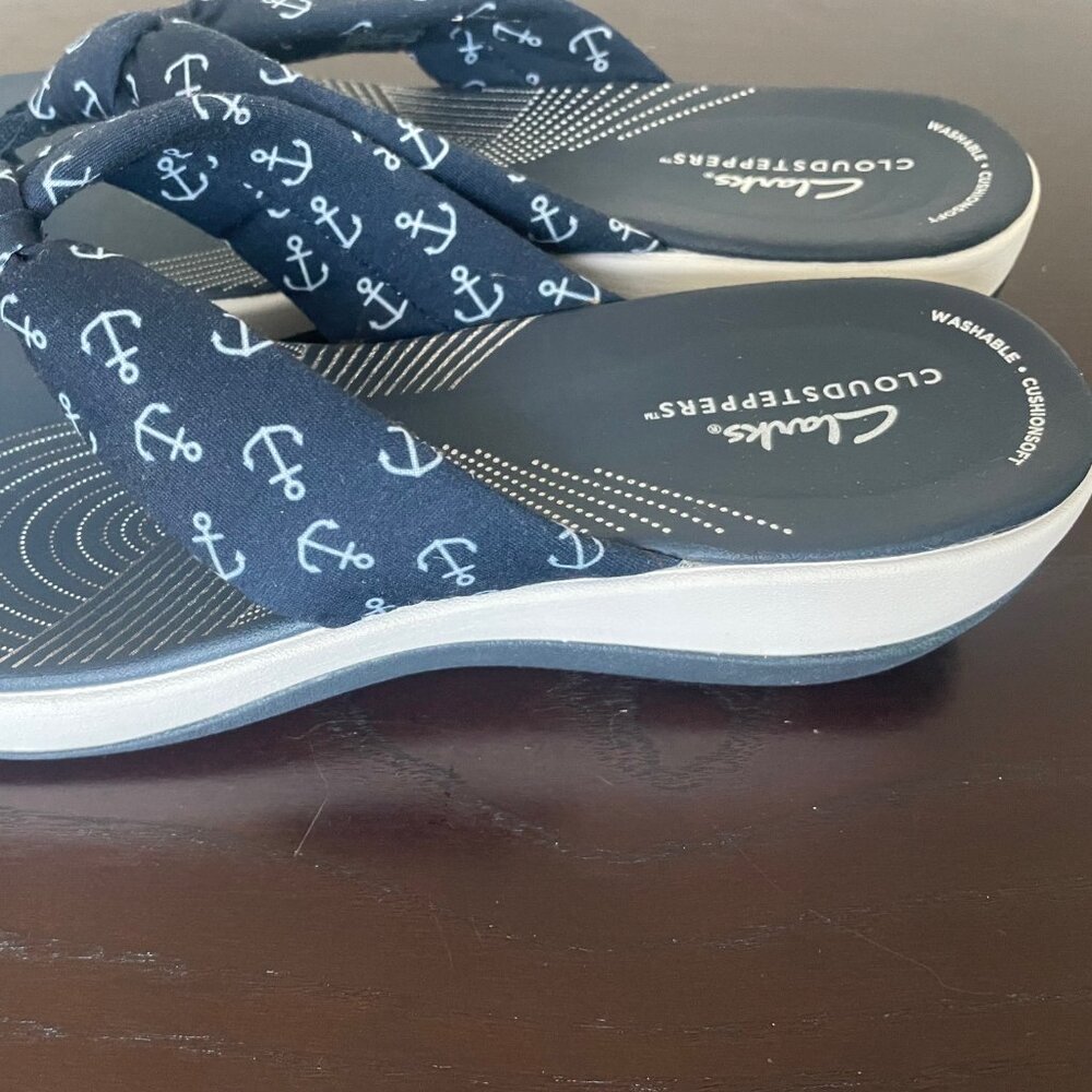 CLARKS Cloudstepper Flip Flop Sandals - Navy/White - Picture 5 of 12
